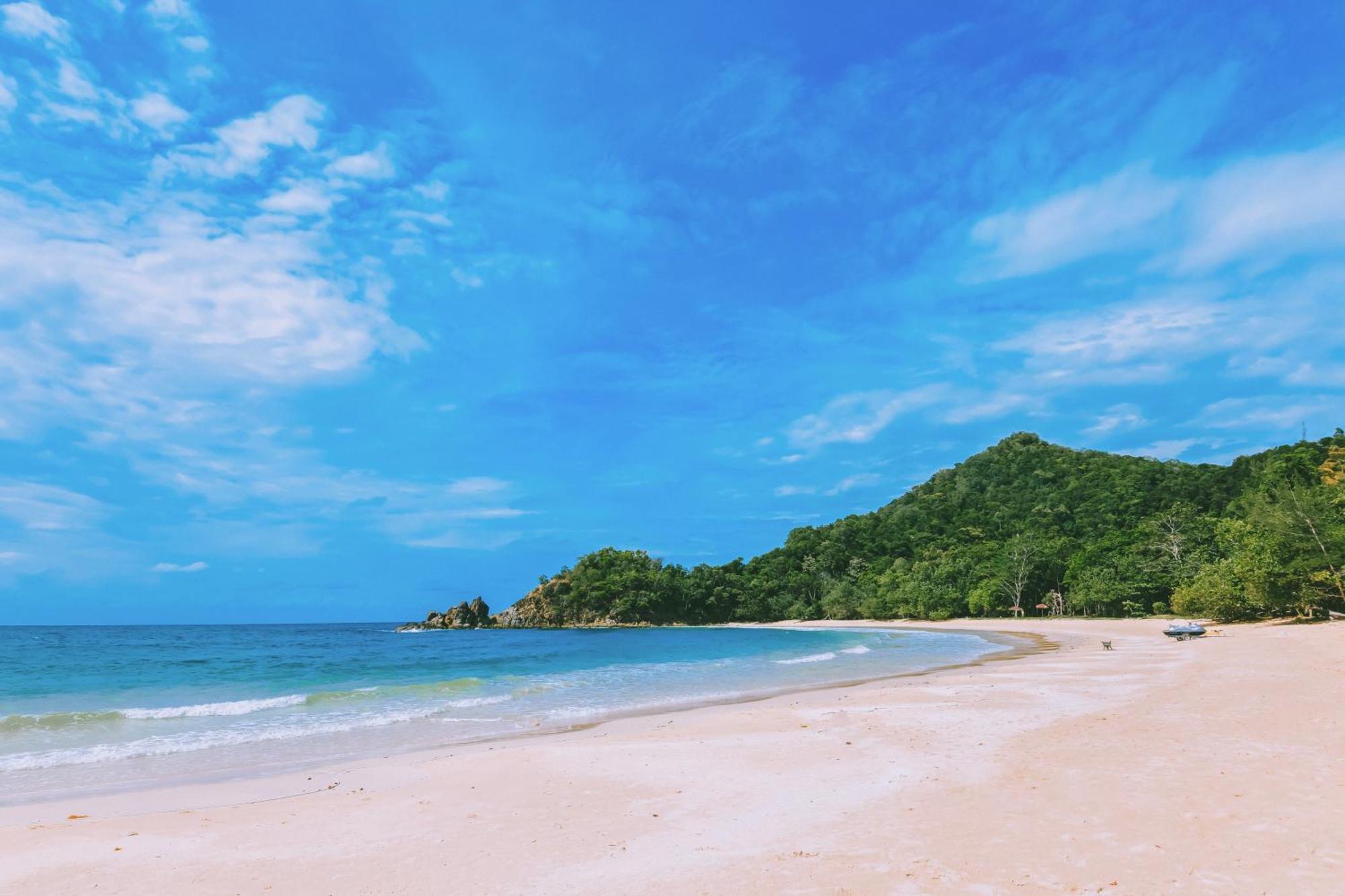 Dolphin Bay Island Resort Kota Belud Exteriér fotografie